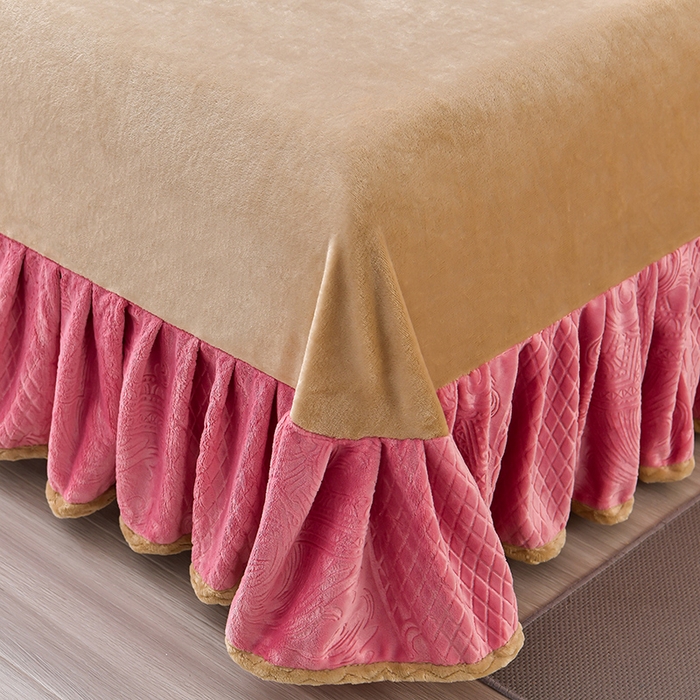 91家纺网 家纺一手货源 找家纺 星窝 2025新款高克重直播爆款纯色欧式雕花绒牛奶绒四件套 富贵花开红豆沙