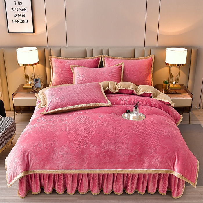 91家纺网 家纺一手货源 找家纺 星窝 2025新款高克重直播爆款纯色欧式雕花绒牛奶绒四件套 富贵花开红豆沙