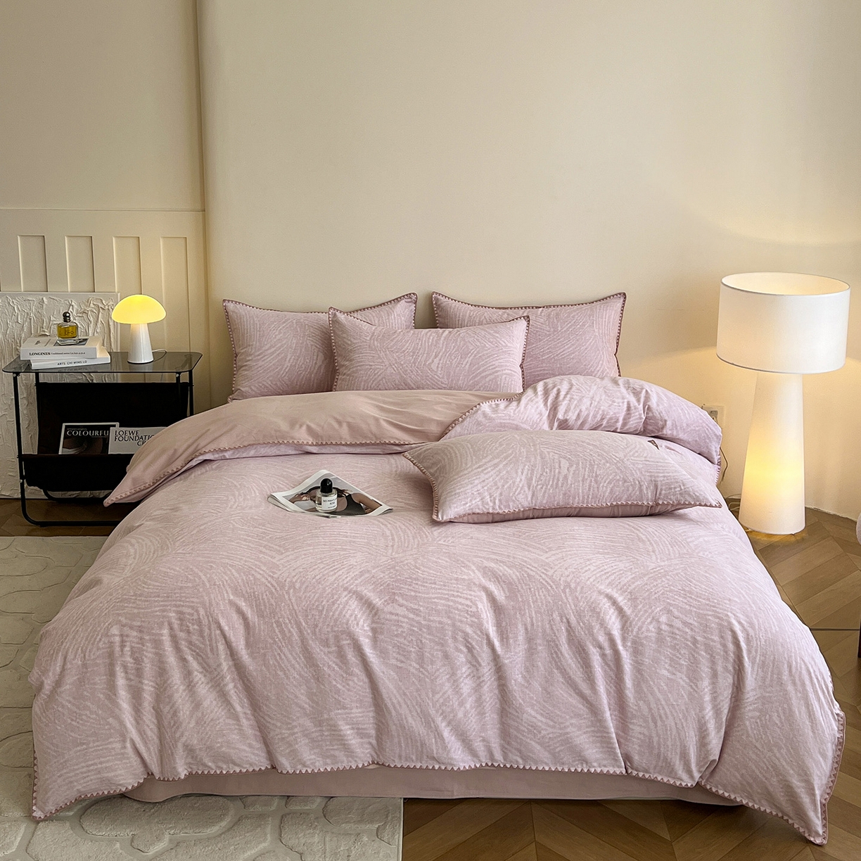 91家纺网 家纺一手货源 找家纺 静家居-简约原创家纺 2025新款全棉简约磨毛贝壳边四件套 布兰卡(粉)