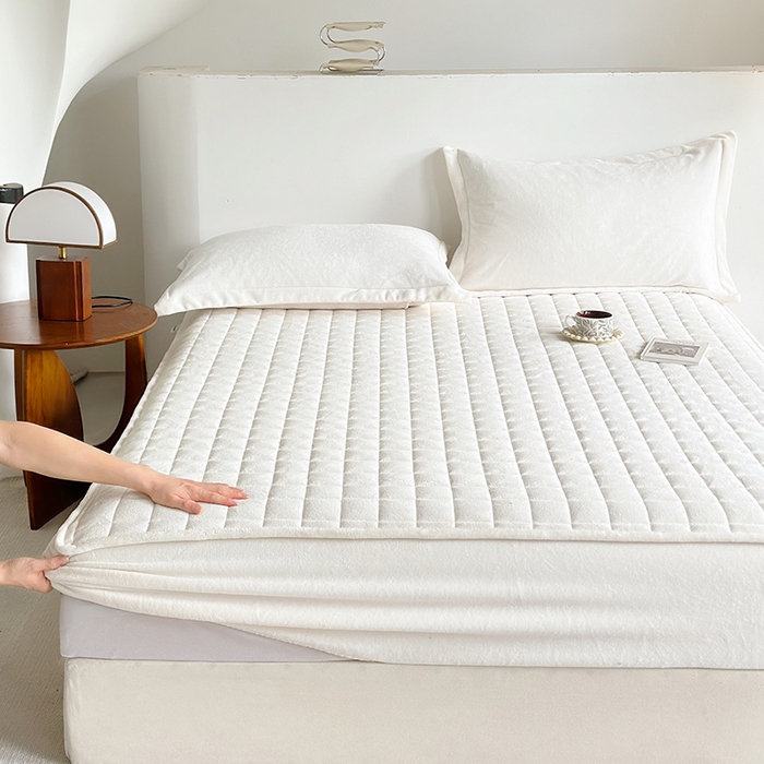 91家纺网 家纺一手货源 找家纺 （总）寝柔家纺 2025新款冬季纯色消光加厚牛奶绒夹棉床笠