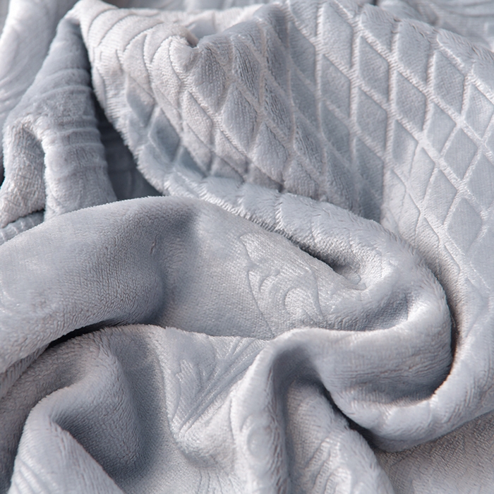 91家纺网 家纺一手货源 找家纺 星窝 2025新款高克重直播爆款纯色欧式雕花绒牛奶绒四件套 富贵花开灰