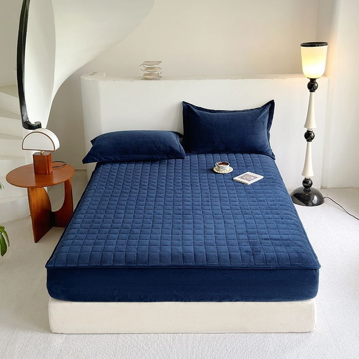 寝柔家纺 2025新款冬季纯色消光加厚牛奶绒夹棉床笠 藏青