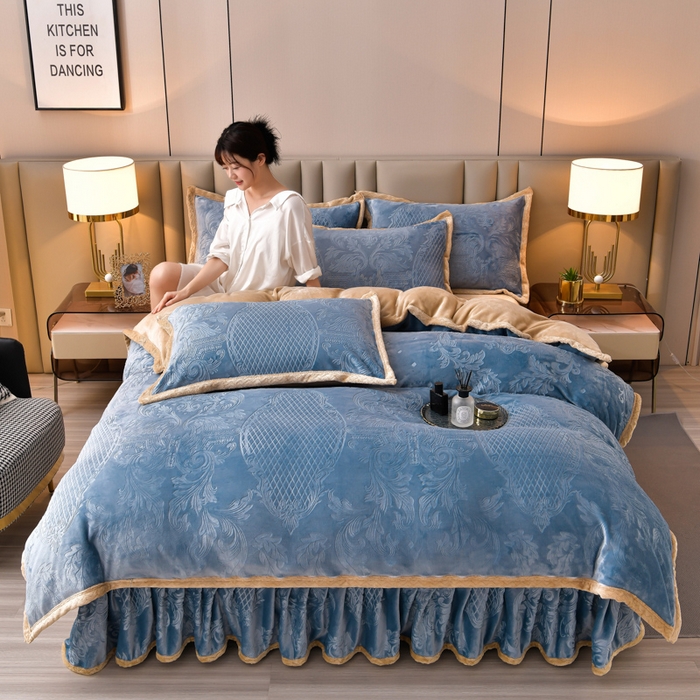 星窝 2025新款高克重直播爆款纯色欧式雕花绒牛奶绒四件套 富贵花开蓝