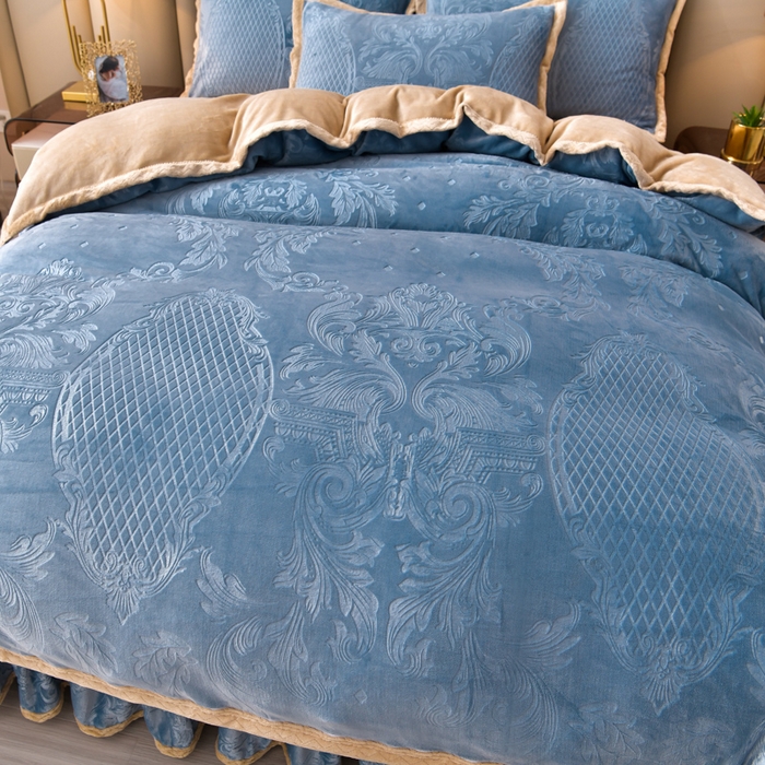 91家纺网 家纺一手货源 找家纺 星窝 2025新款高克重直播爆款纯色欧式雕花绒牛奶绒四件套 富贵花开蓝