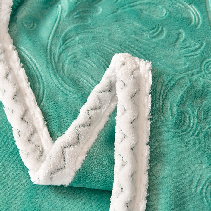 91家纺网 家纺一手货源 找家纺 星窝 2025新款高克重直播爆款纯色欧式雕花绒牛奶绒四件套 富贵花开绿