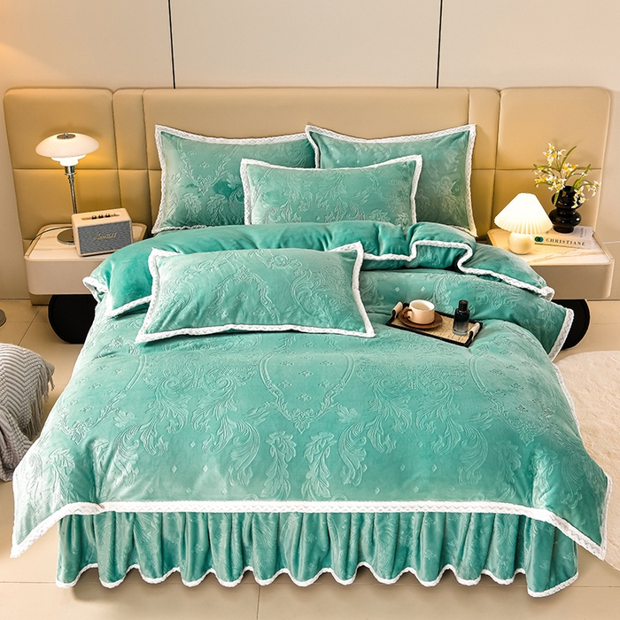 91家纺网 家纺一手货源 找家纺 星窝 2025新款高克重直播爆款纯色欧式雕花绒牛奶绒四件套 富贵花开绿