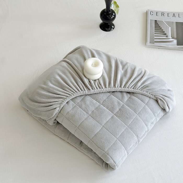 91家纺网 家纺一手货源 找家纺 寝柔家纺 2025新款冬季纯色消光加厚牛奶绒夹棉床笠 灰色