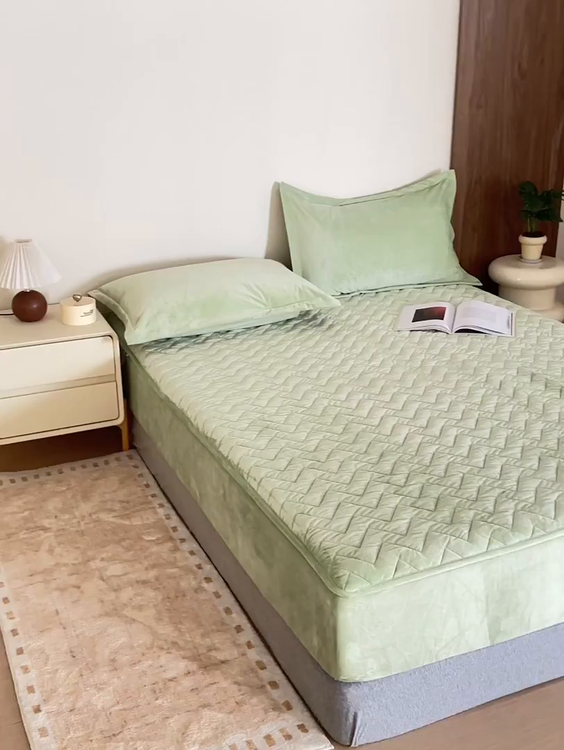 91家纺网 家纺一手货源 找家纺 寝柔家纺 2025新款秋冬超柔宝宝绒加厚夹棉床笠 薄荷绿