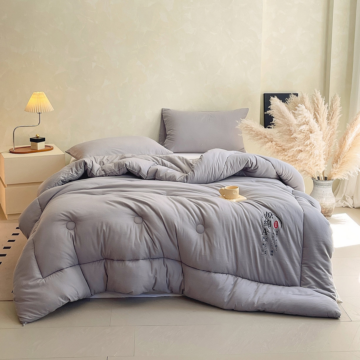 91家纺网 家纺一手货源 找家纺 宝士康家纺 2025新款简约纯色水洗棉原棉冬被 原棉-灰