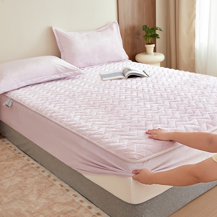 91家纺网 家纺一手货源 找家纺 寝柔家纺 2025新款秋冬超柔宝宝绒加厚夹棉床笠 风信紫