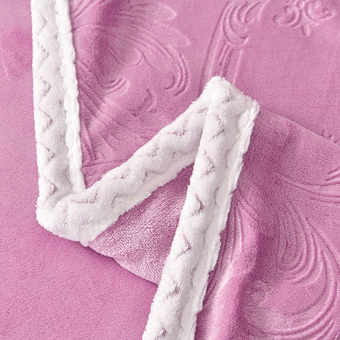 91家纺网 家纺一手货源 找家纺 星窝 2025新款高克重直播爆款纯色欧式雕花绒牛奶绒四件套 富贵花开紫