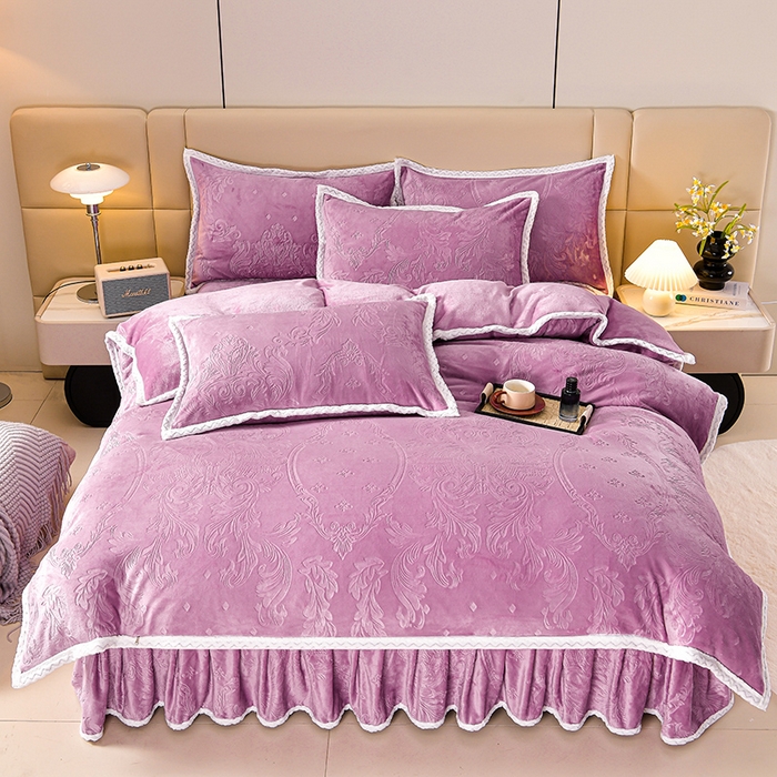 91家纺网 家纺一手货源 找家纺 星窝 2025新款高克重直播爆款纯色欧式雕花绒牛奶绒四件套 富贵花开紫