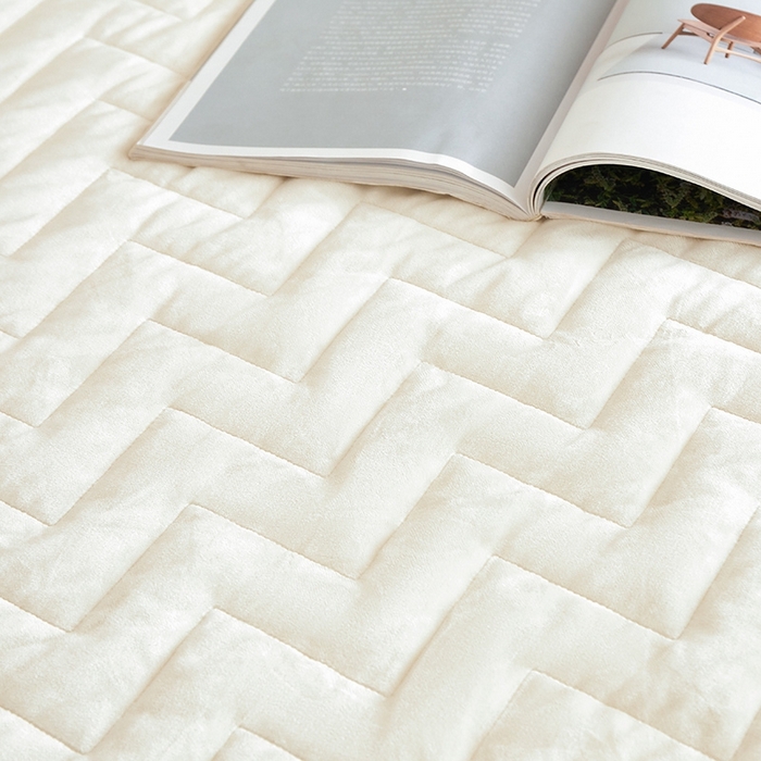 91家纺网 家纺一手货源 找家纺 寝柔家纺 2025新款秋冬超柔宝宝绒加厚夹棉床笠 珍珠白