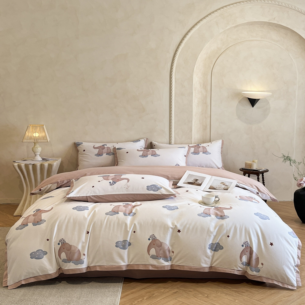 91家纺网 家纺一手货源 找家纺 （总）柏薇 2025新款秋冬新品全棉磨毛印花高定工艺款四件套