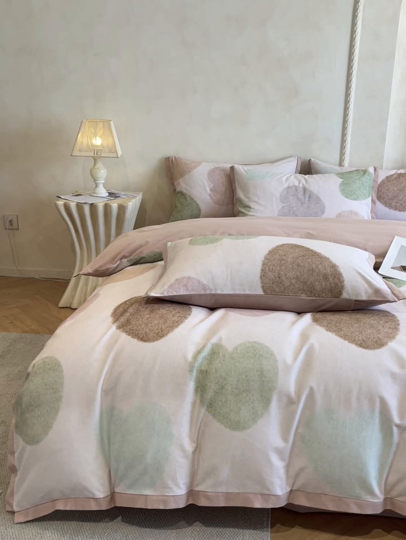 91家纺网 家纺一手货源 找家纺 （总）柏薇 2025新款秋冬新品全棉磨毛印花高定工艺款四件套