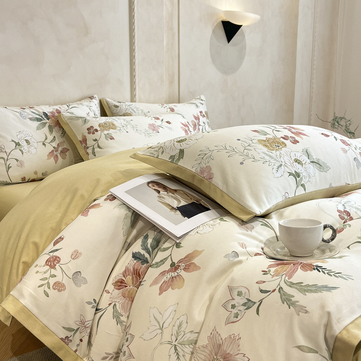 91家纺网 家纺一手货源 找家纺 柏薇 2025新款秋冬新品全棉磨毛印花高定工艺款四件套 艾洛蒂