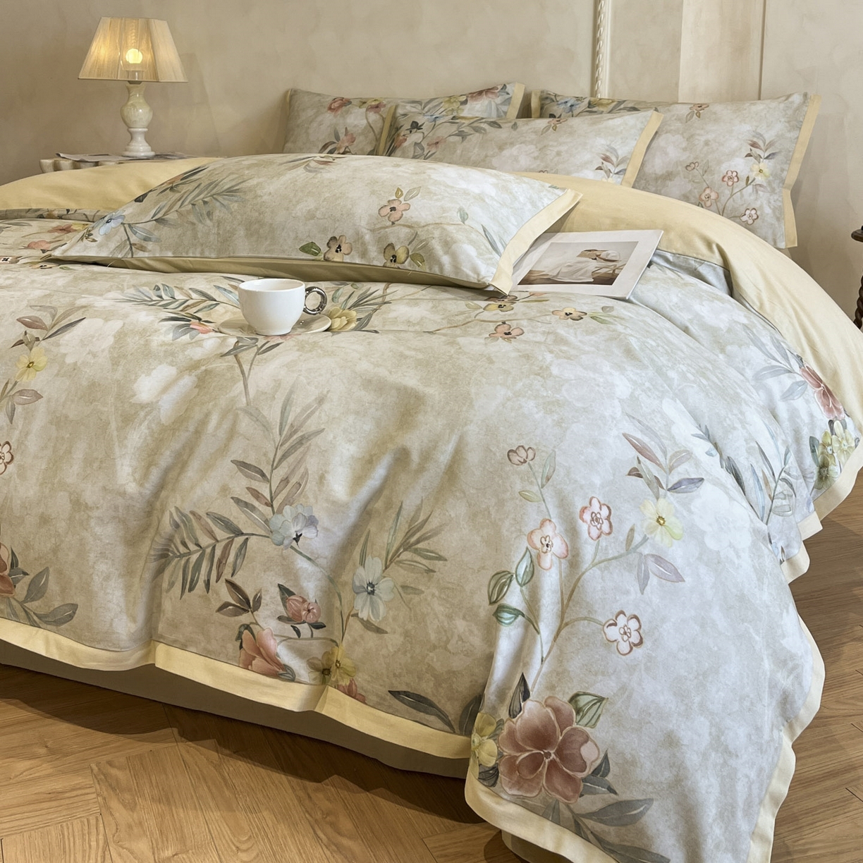 91家纺网 家纺一手货源 找家纺 柏薇 2025新款秋冬新品全棉磨毛印花高定工艺款四件套 安娜伊斯