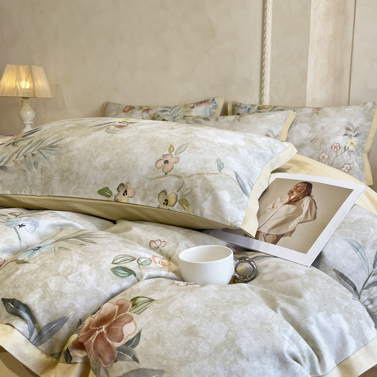 91家纺网 家纺一手货源 找家纺 柏薇 2025新款秋冬新品全棉磨毛印花高定工艺款四件套 安娜伊斯