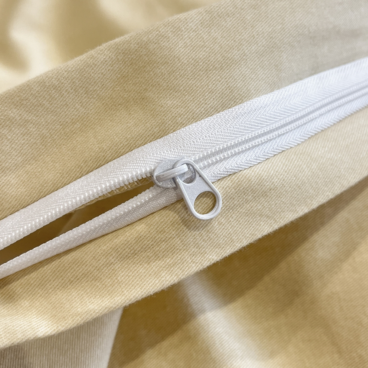 91家纺网 家纺一手货源 找家纺 柏薇 2025新款秋冬新品全棉磨毛印花高定工艺款四件套 安娜伊斯