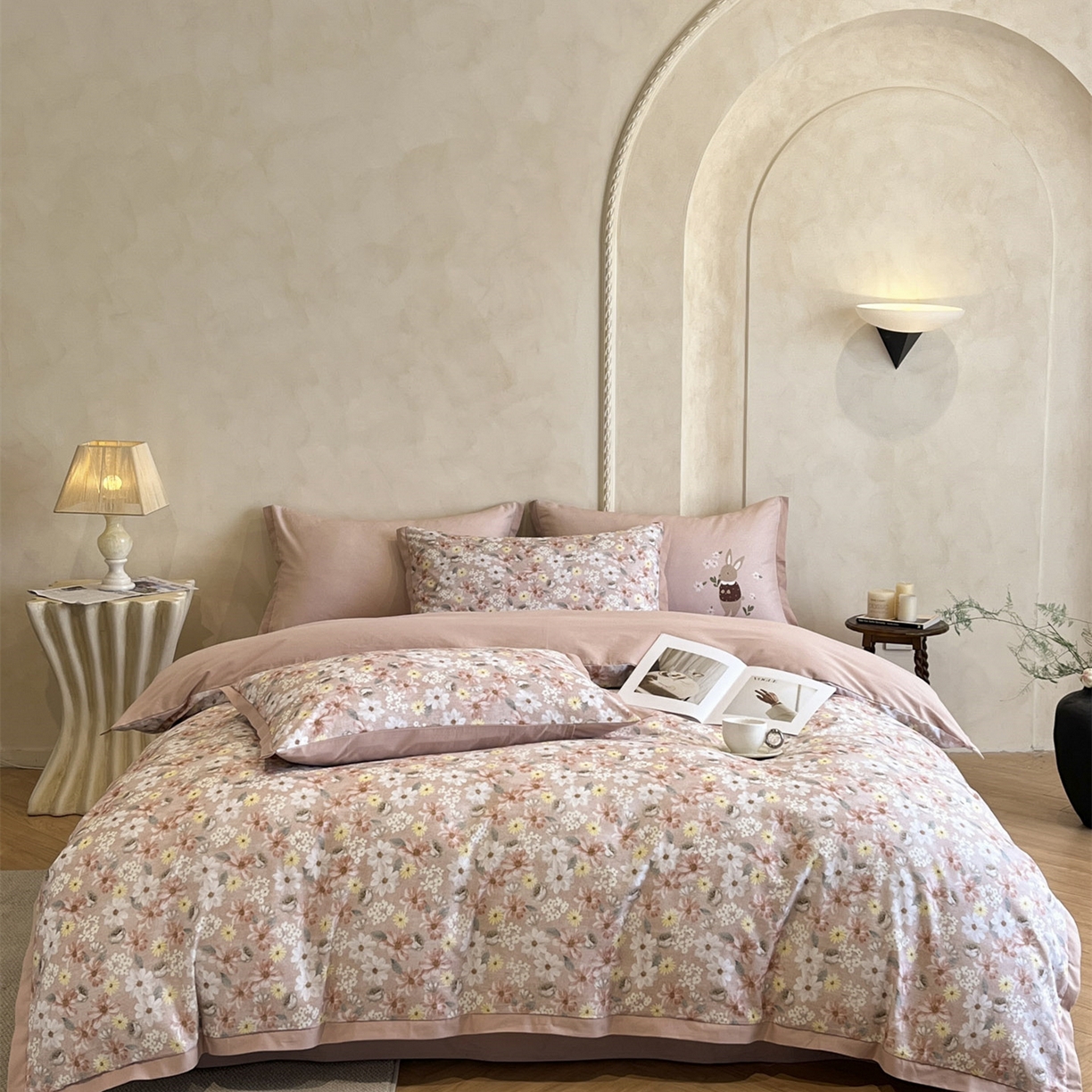 柏薇 2025新款秋冬新品全棉磨毛印花高定工艺款四件套 花园精灵