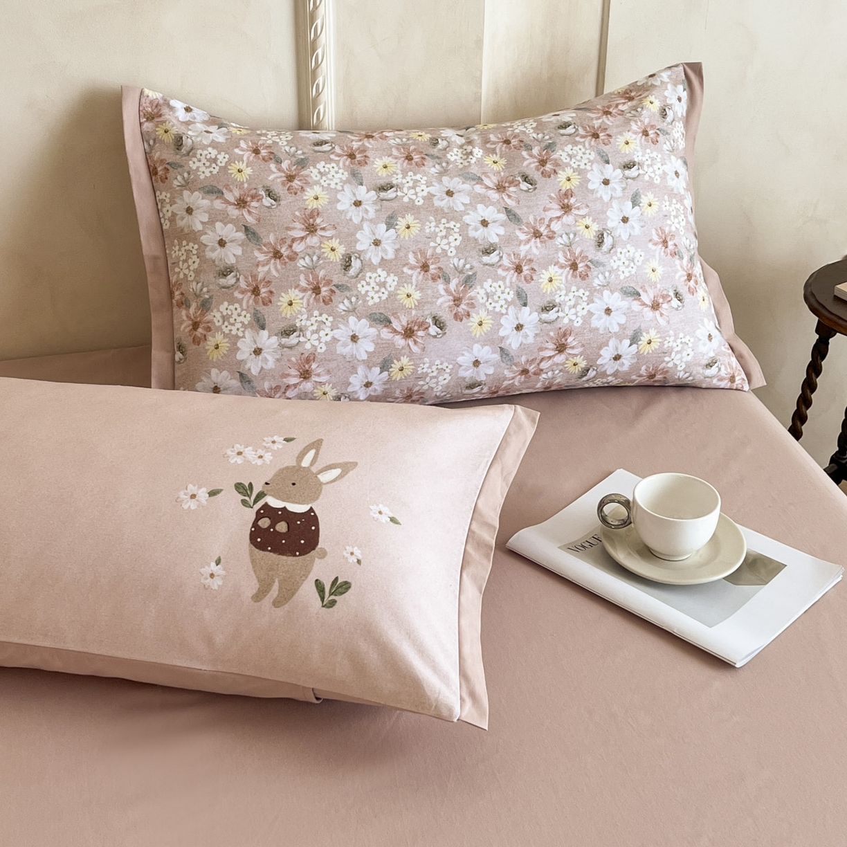 91家纺网 家纺一手货源 找家纺 柏薇 2025新款秋冬新品全棉磨毛印花高定工艺款四件套 花园精灵