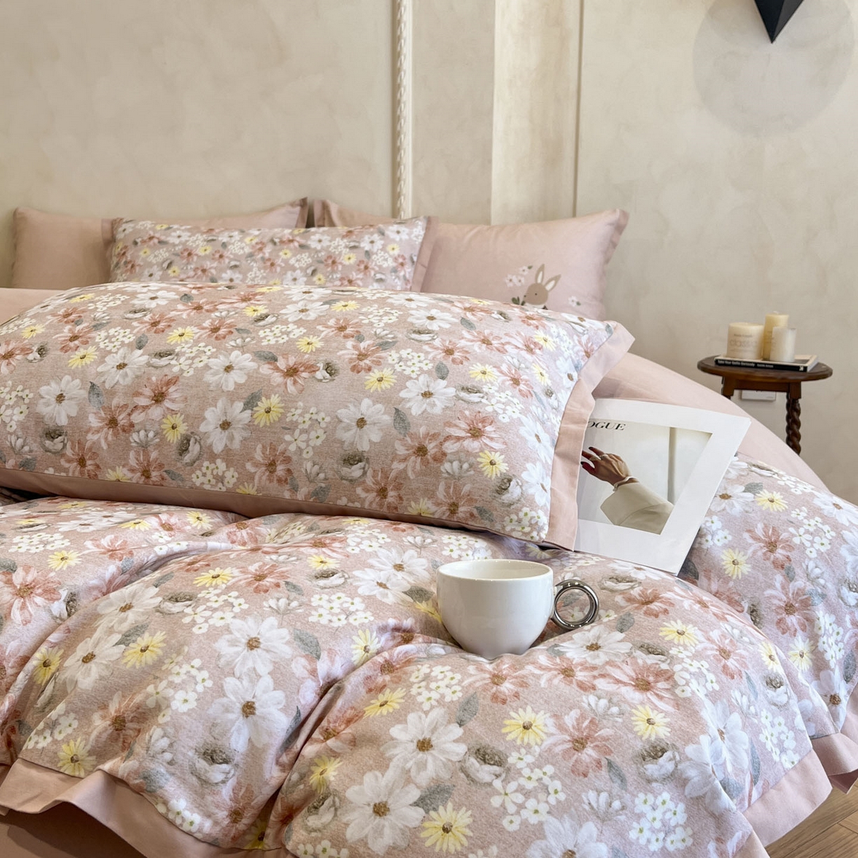 91家纺网 家纺一手货源 找家纺 柏薇 2025新款秋冬新品全棉磨毛印花高定工艺款四件套 花园精灵