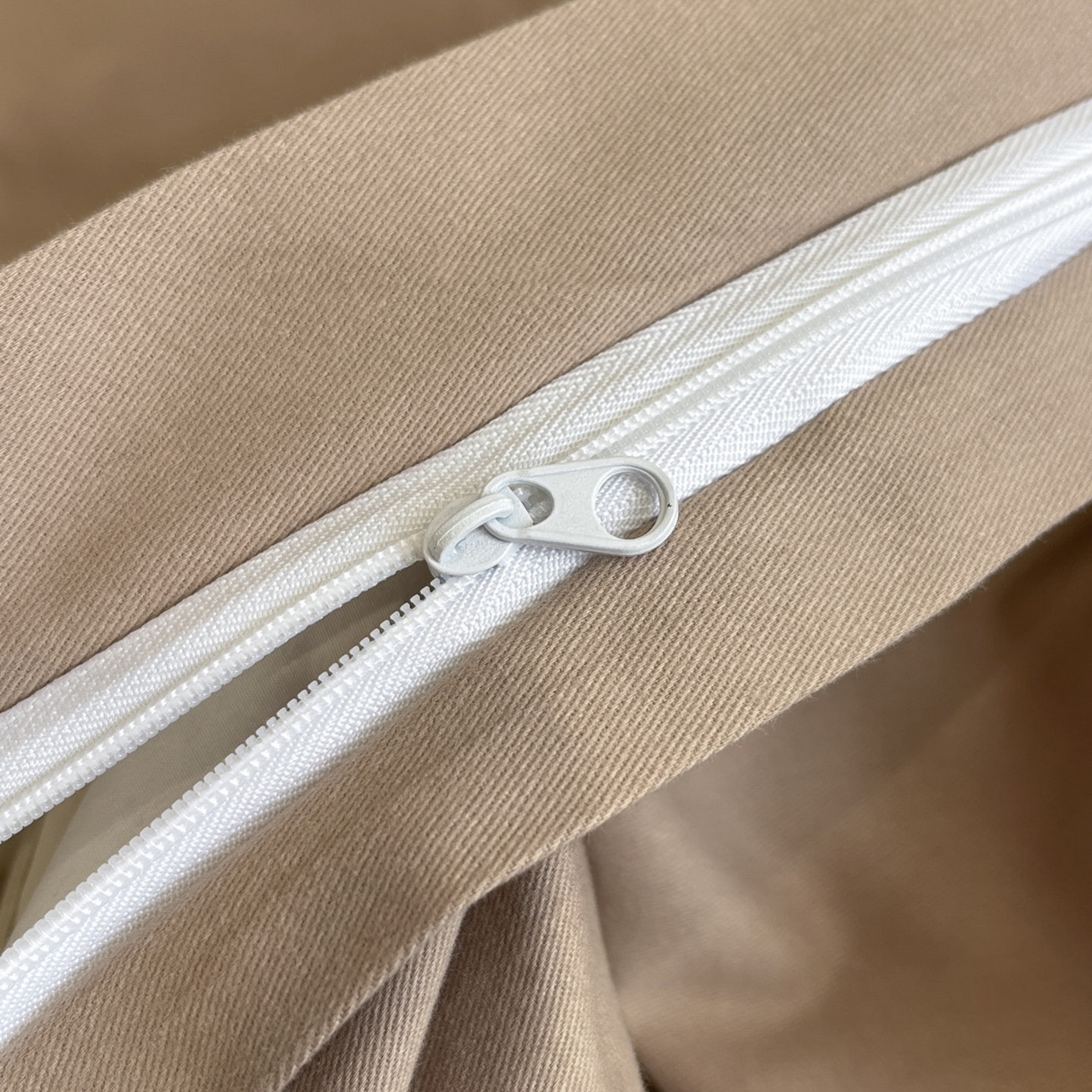 91家纺网 家纺一手货源 找家纺 柏薇 2025新款秋冬新品全棉磨毛印花高定工艺款四件套 火箭星球