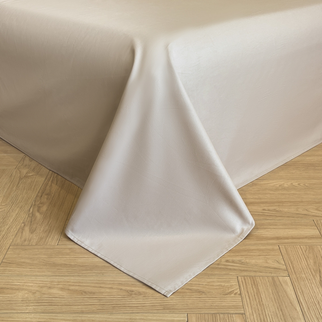 91家纺网 家纺一手货源 找家纺 柏薇 2025新款秋冬新品全棉磨毛印花高定工艺款四件套 节拍狗