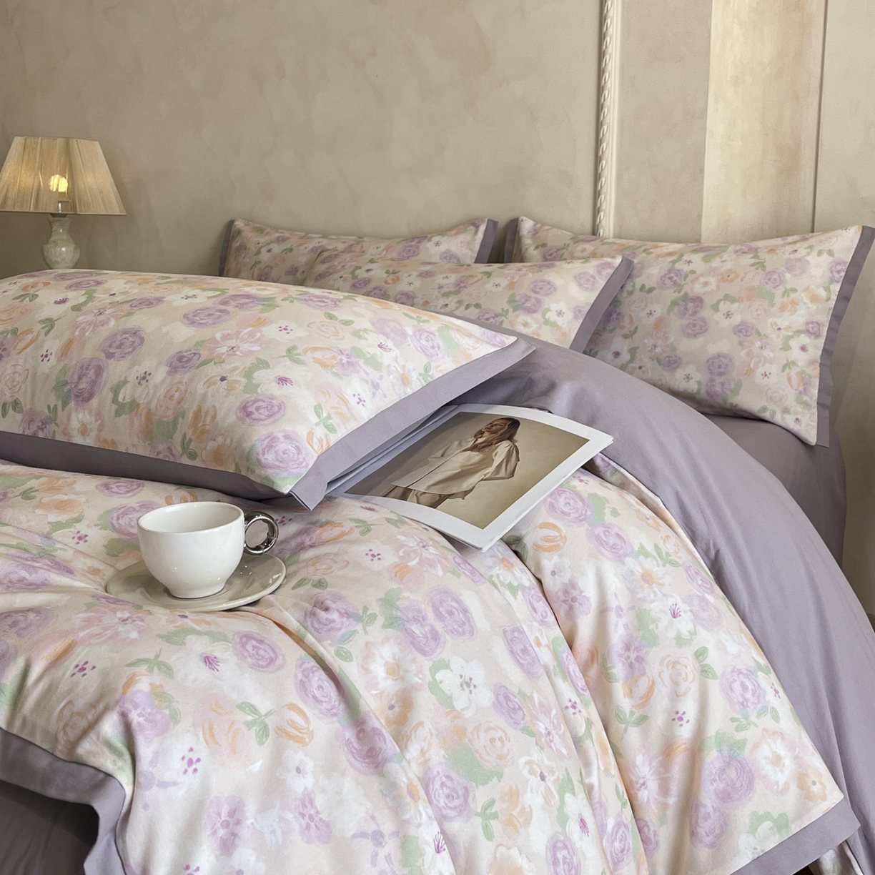 91家纺网 家纺一手货源 找家纺 柏薇 2025新款秋冬新品全棉磨毛印花高定工艺款四件套 蕾雅