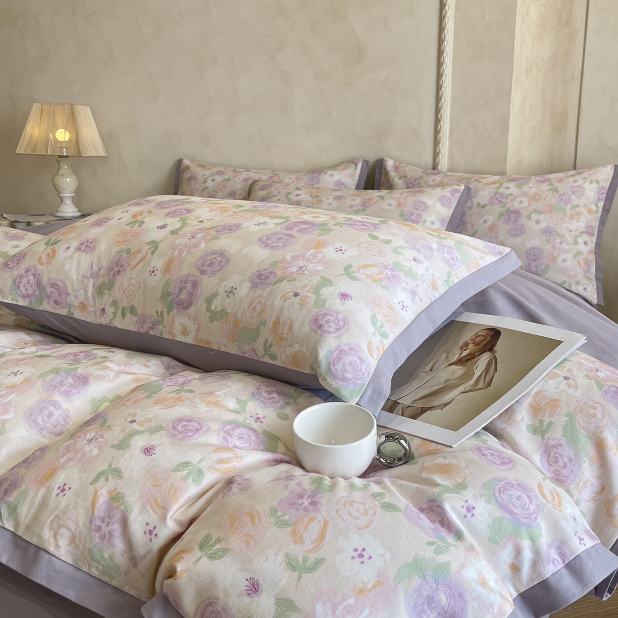 91家纺网 家纺一手货源 找家纺 柏薇 2025新款秋冬新品全棉磨毛印花高定工艺款四件套 蕾雅