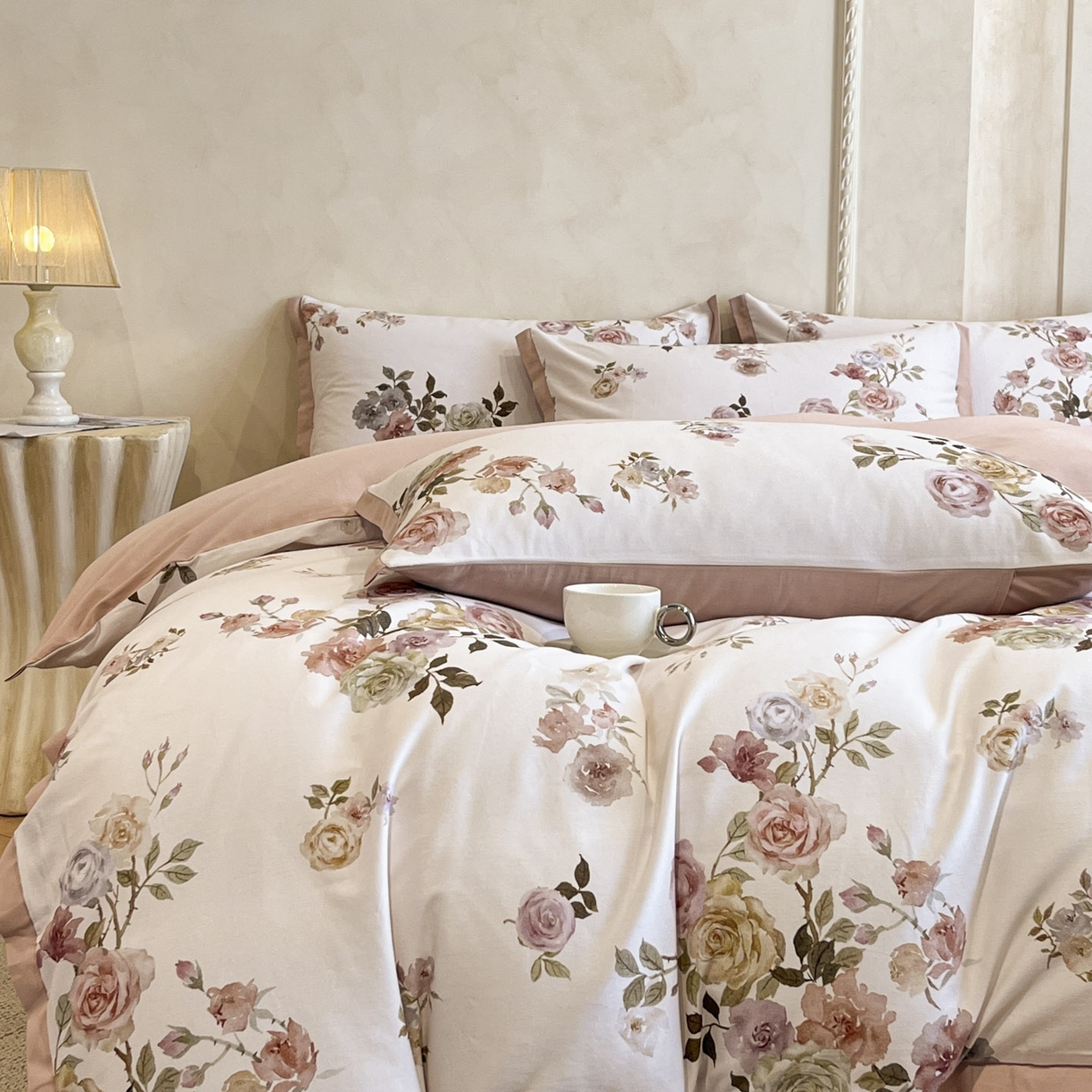 91家纺网 家纺一手货源 找家纺 柏薇 2025新款秋冬新品全棉磨毛印花高定工艺款四件套 黎锦