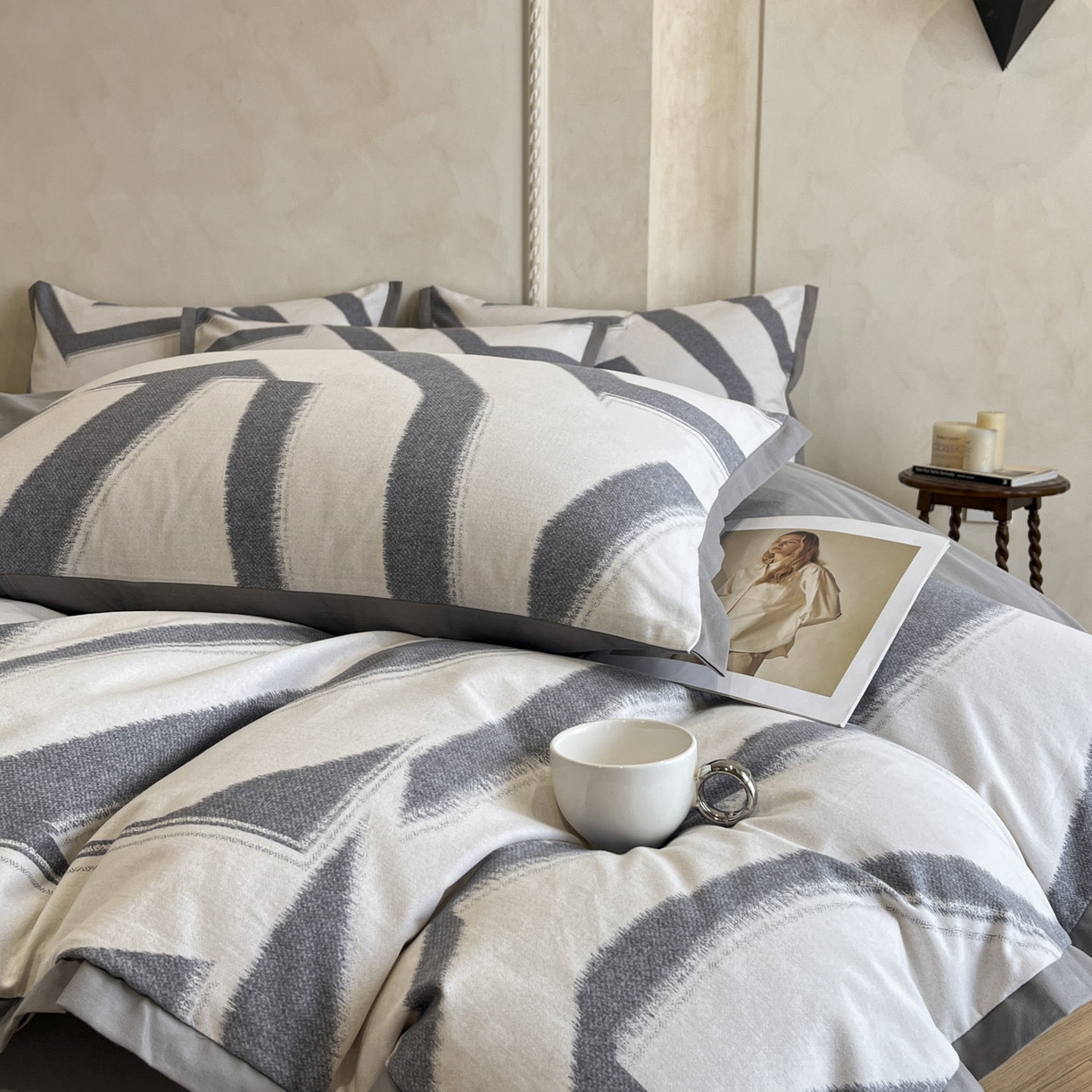 91家纺网 家纺一手货源 找家纺 柏薇 2025新款秋冬新品全棉磨毛印花高定工艺款四件套 塞纳斯