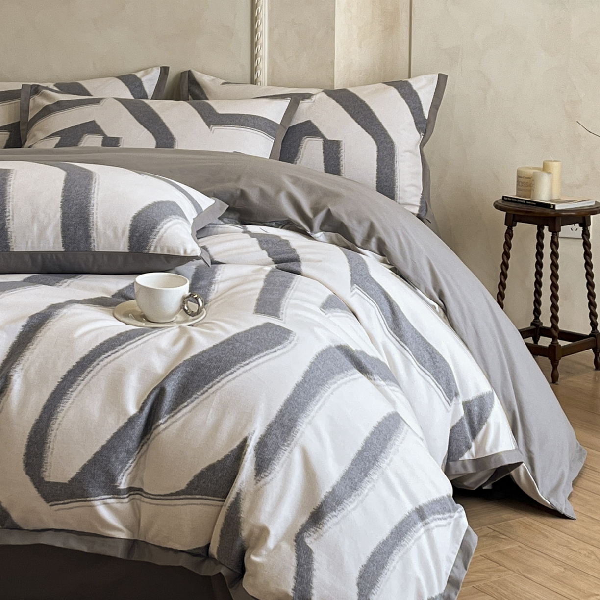 91家纺网 家纺一手货源 找家纺 柏薇 2025新款秋冬新品全棉磨毛印花高定工艺款四件套 塞纳斯