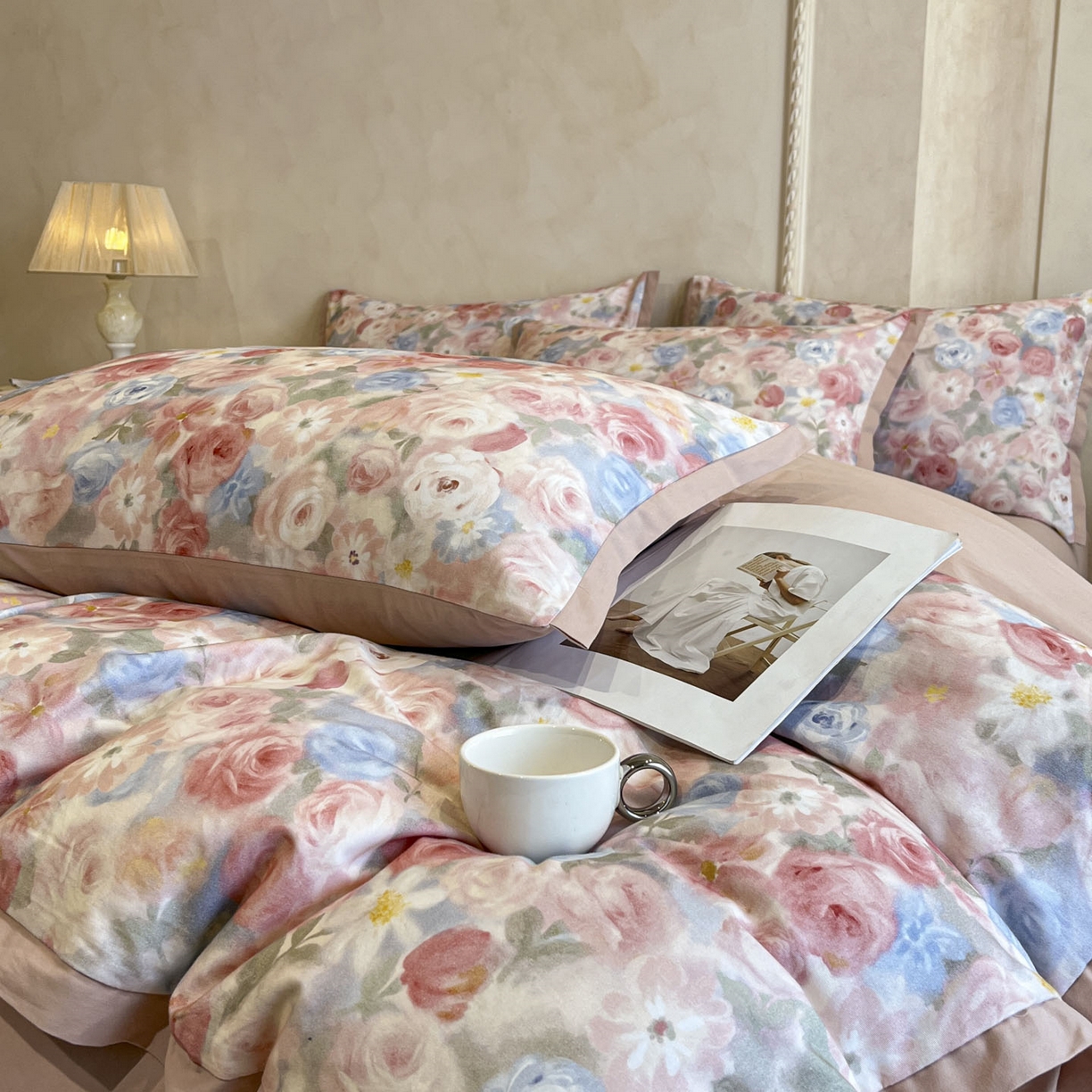 91家纺网 家纺一手货源 找家纺 柏薇 2025新款秋冬新品全棉磨毛印花高定工艺款四件套 索林娜