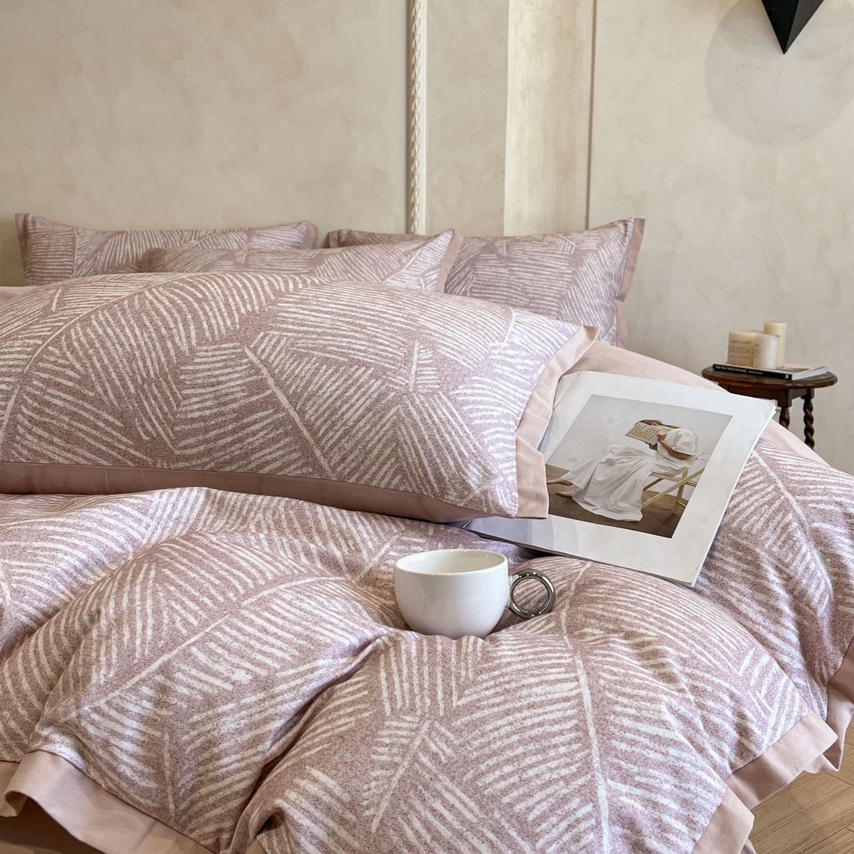 91家纺网 家纺一手货源 找家纺 柏薇 2025新款秋冬新品全棉磨毛印花高定工艺款四件套 睕晚