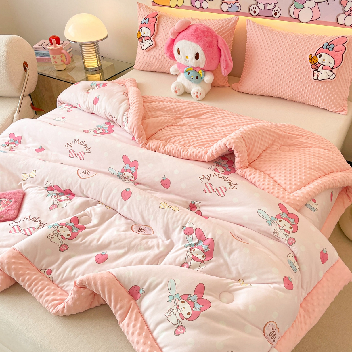 91家纺网 家纺一手货源 找家纺 花满路 2025新款儿童秋冬豆豆被 莓莓美乐蒂