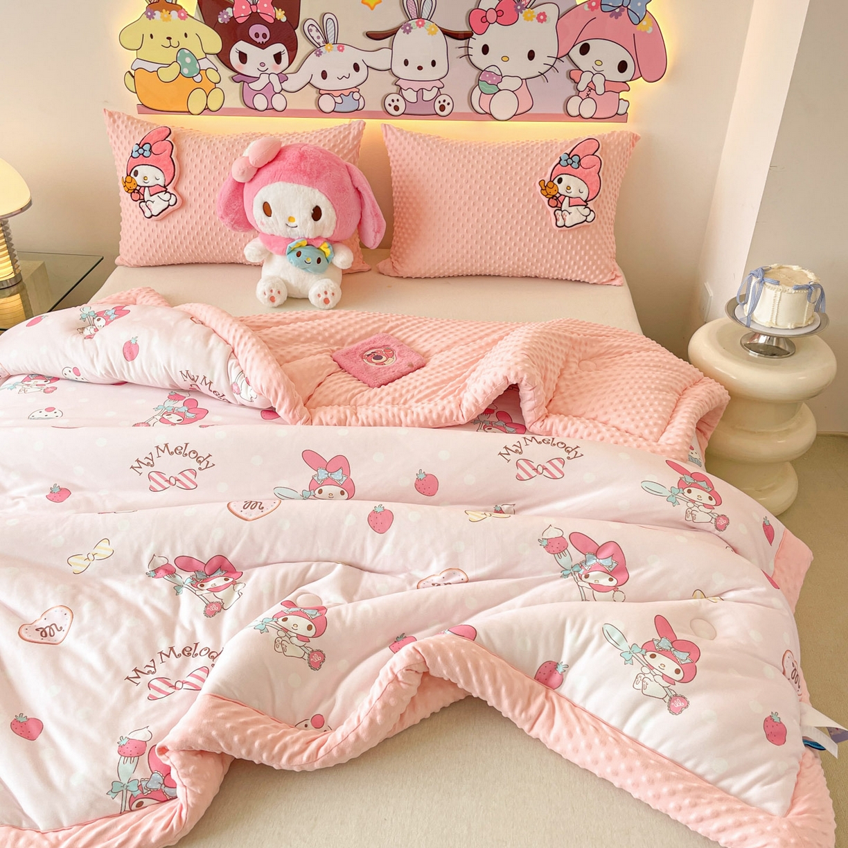 91家纺网 家纺一手货源 找家纺 花满路 2025新款儿童秋冬豆豆被 莓莓美乐蒂