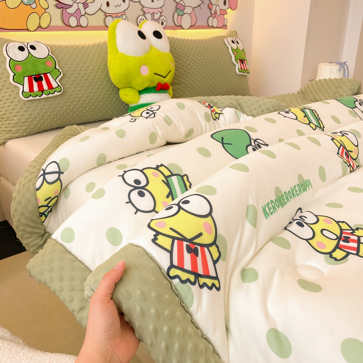 91家纺网 家纺一手货源 找家纺 花满路 2025新款儿童秋冬豆豆被 泡泡大眼蛙