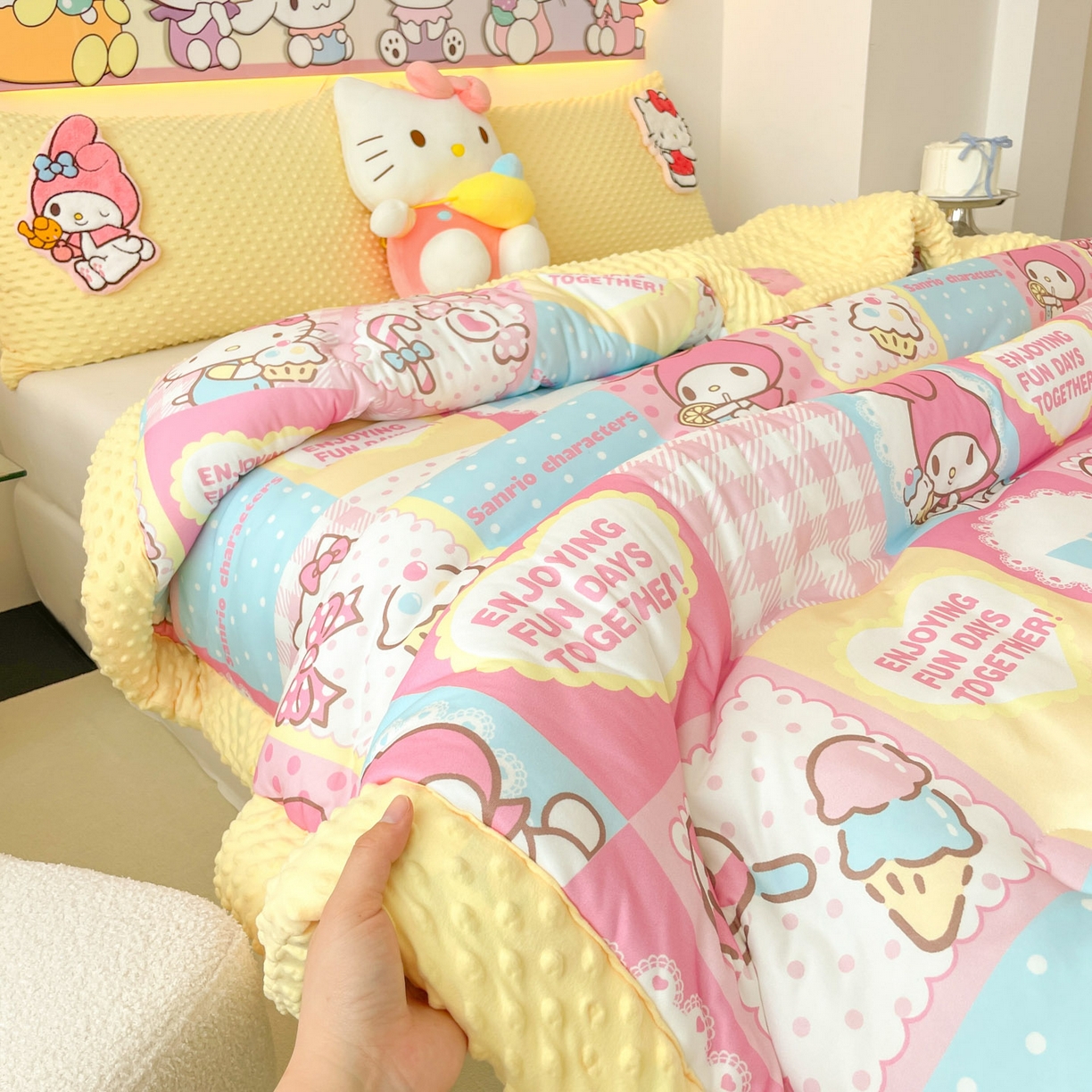 91家纺网 家纺一手货源 找家纺 花满路 2025新款儿童秋冬豆豆被 甜筒美乐蒂