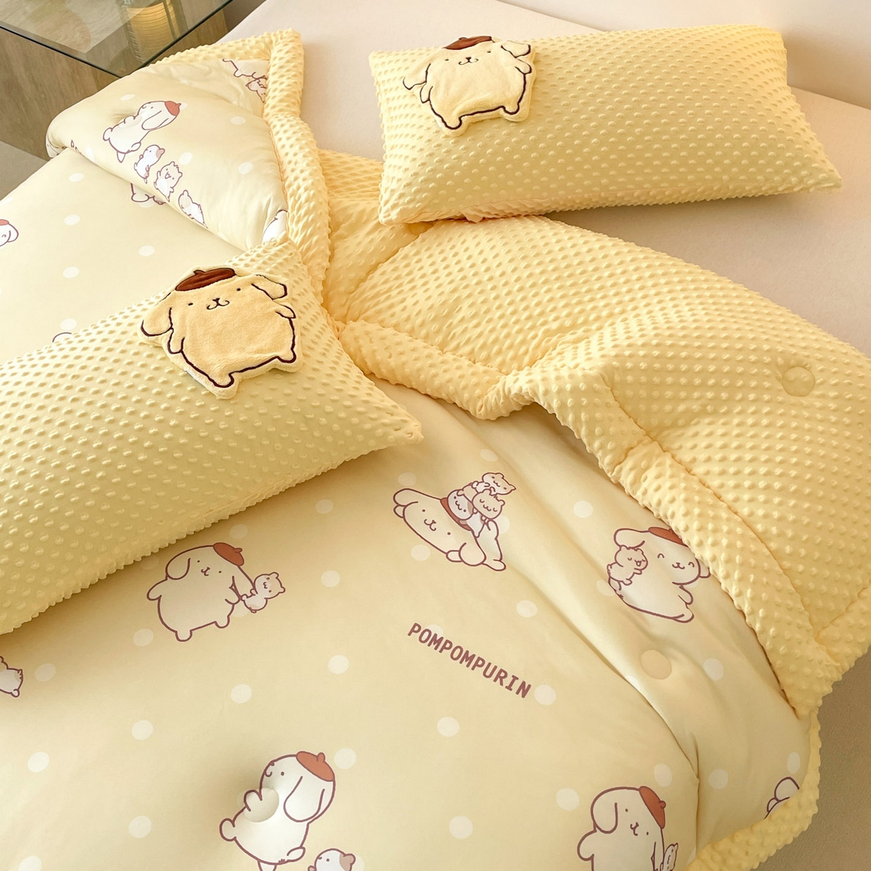 91家纺网 家纺一手货源 找家纺 花满路 2025新款儿童秋冬豆豆被 温暖布丁狗