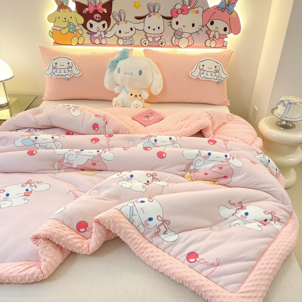 91家纺网 家纺一手货源 找家纺 花满路 2025新款儿童秋冬豆豆被 樱桃大耳狗