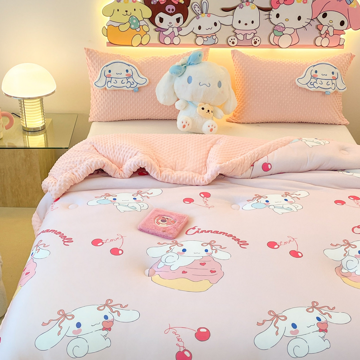 91家纺网 家纺一手货源 找家纺 花满路 2025新款儿童秋冬豆豆被 樱桃大耳狗