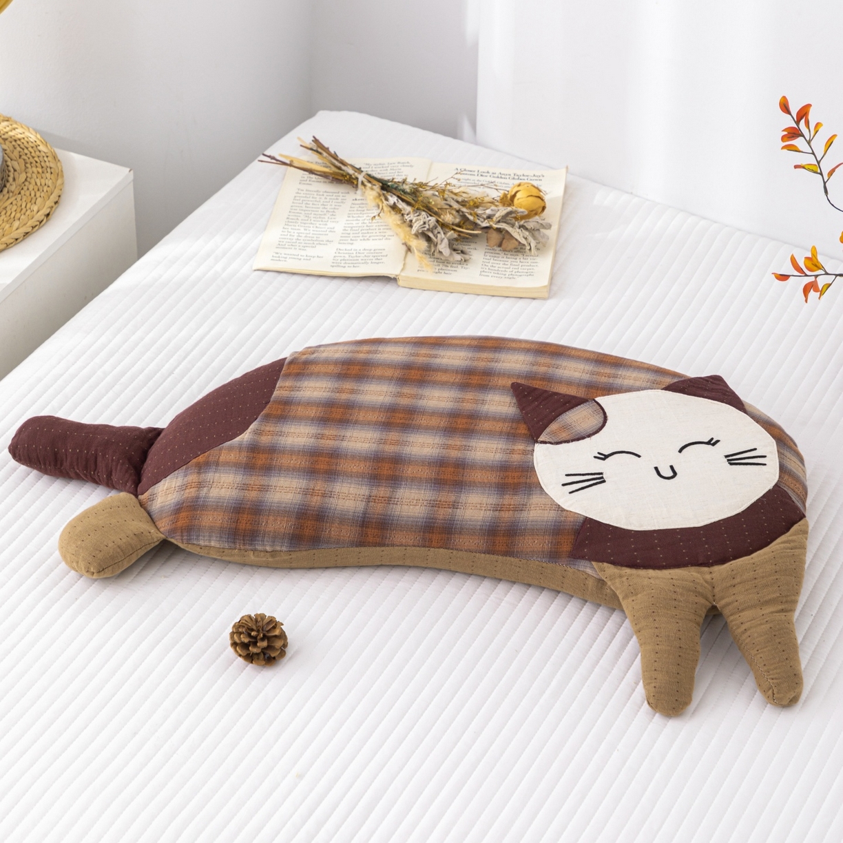 91家纺网 家纺一手货源 找家纺 （总）仁宇枕业 2025新款新品 全棉双层纱格子款象猫猫系列荞麦枕头枕芯