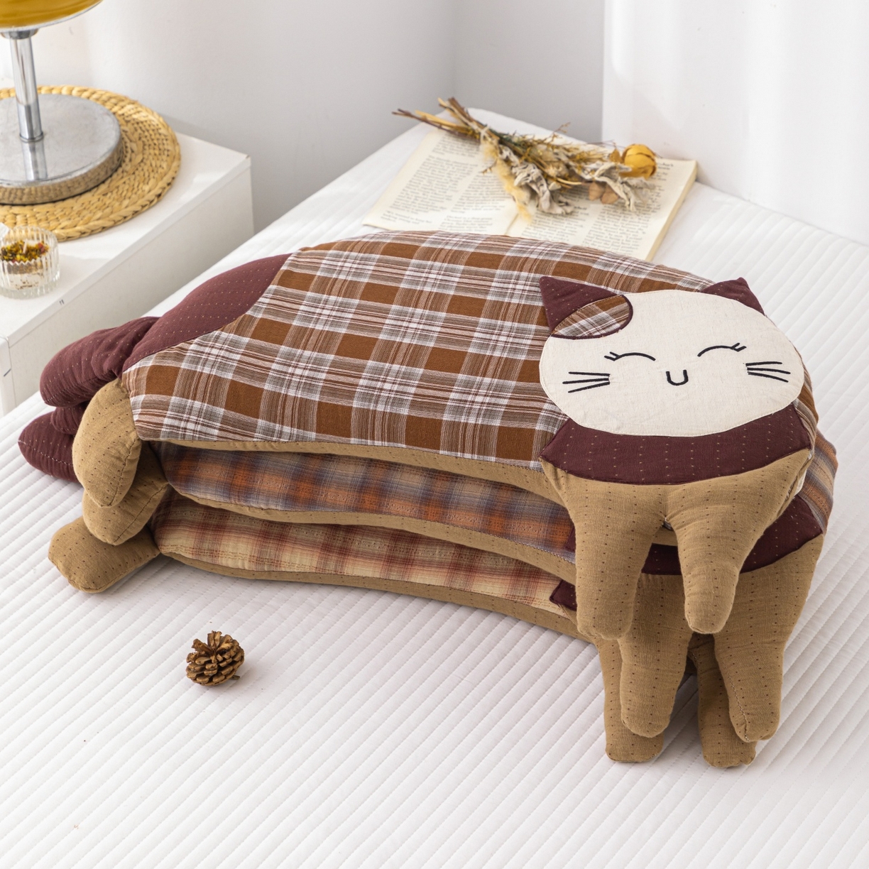 91家纺网 家纺一手货源 找家纺 （总）仁宇枕业 2025新款新品 全棉双层纱格子款象猫猫系列荞麦枕头枕芯