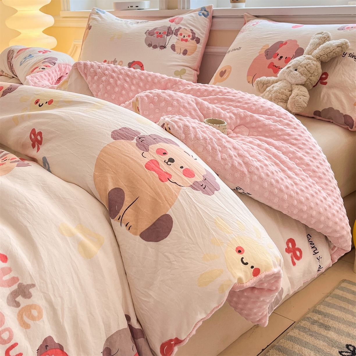 91家纺网 家纺一手货源 找家纺 （总）盛秋家纺 2025新款A类水洗棉水晶绒豆豆被被子被芯