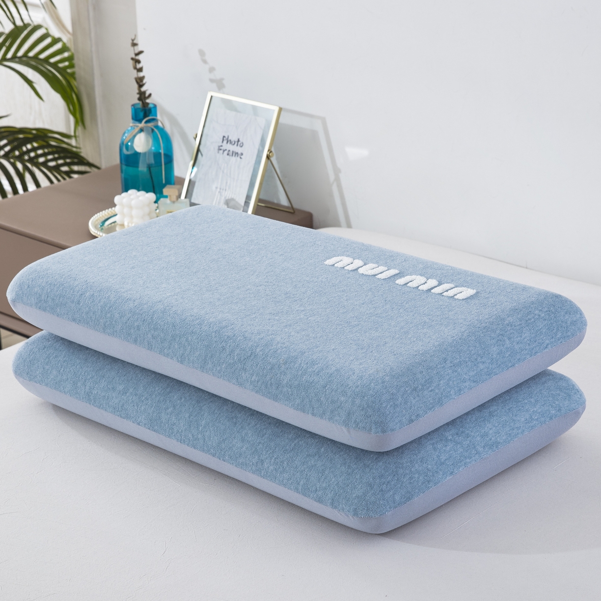 91家纺网 家纺一手货源 找家纺 （总）大黄蜂家居家纺 2025新款毛巾绣仿羊绒星球面包记忆枕套