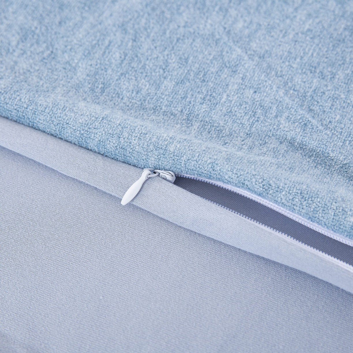 91家纺网 家纺一手货源 找家纺 （总）大黄蜂家居家纺 2025新款毛巾绣仿羊绒星球面包记忆枕套