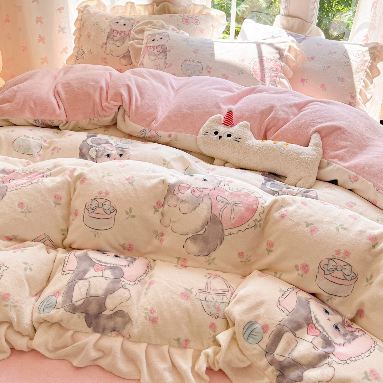 91家纺网 家纺一手货源 找家纺 （总）慕澄家居 2025新款花边款牛奶绒印花四件套