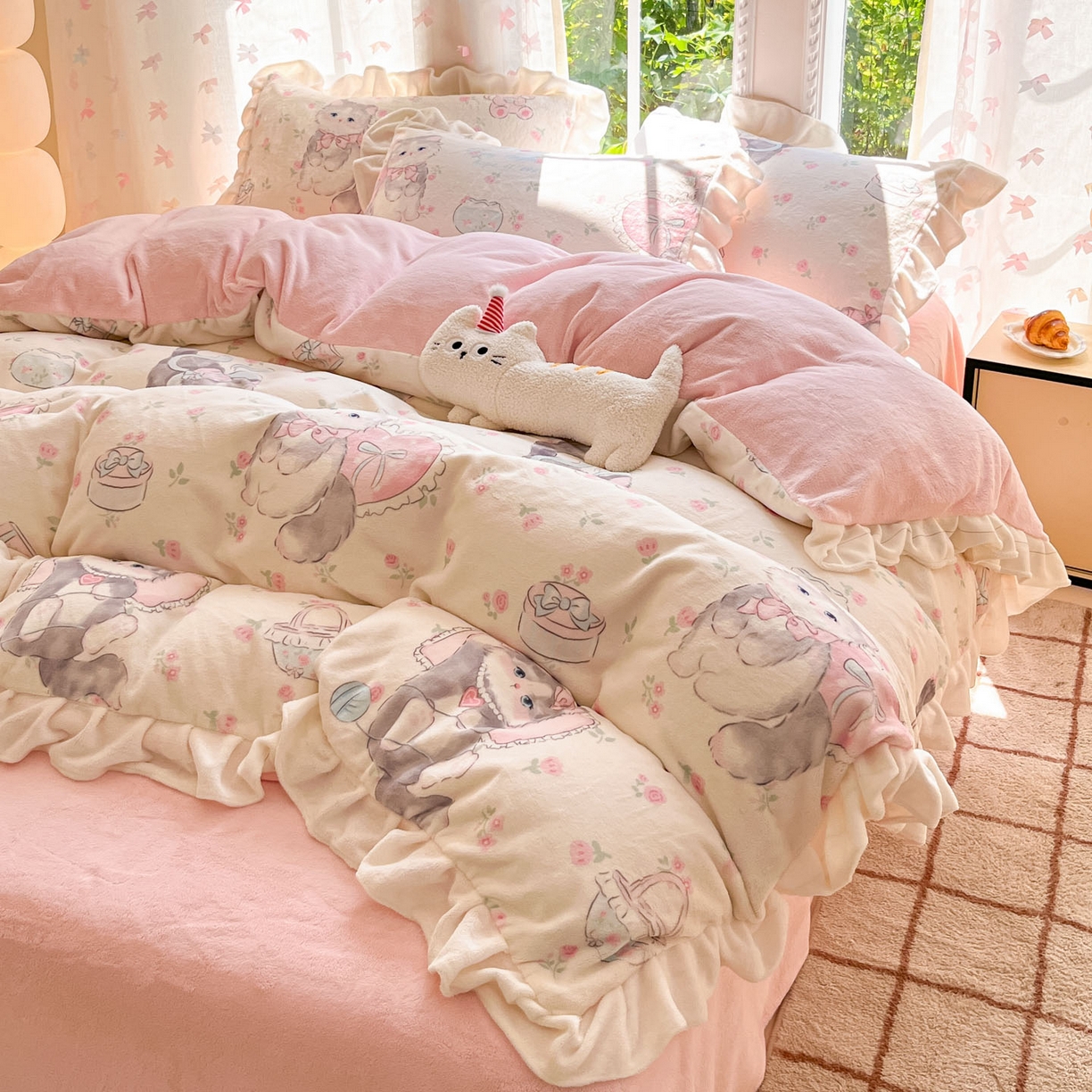 91家纺网 家纺一手货源 找家纺 （总）慕澄家居 2025新款花边款牛奶绒印花四件套