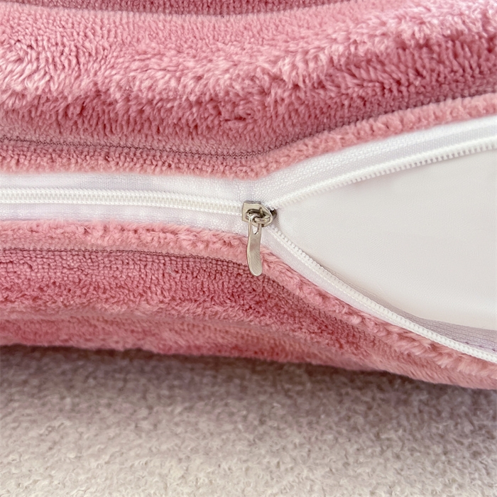 91家纺网 家纺一手货源 找家纺 圣比熊 2025新款法莱绒抱枕套法兰绒枕套宿舍枕芯套兔毛绒30x50枕头套-抽条 法莱绒抽条-云梦粉